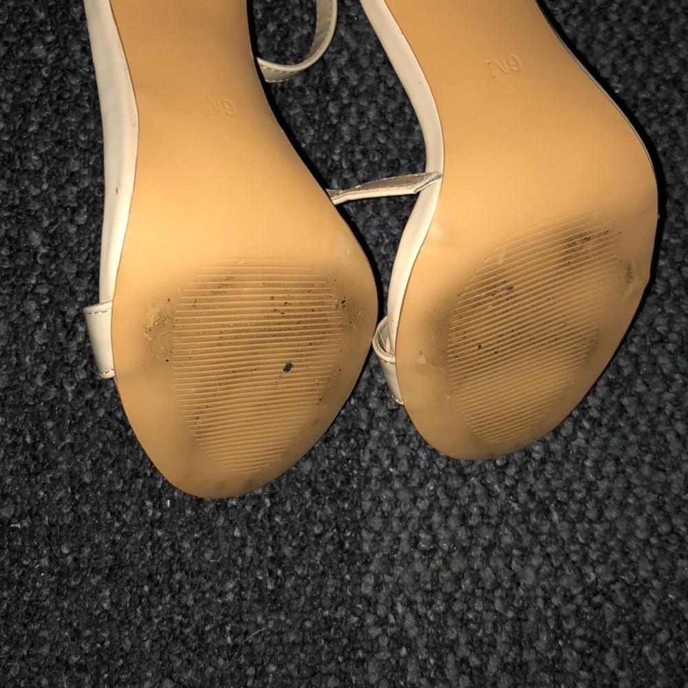Nude Heels - Picture 6 of 7